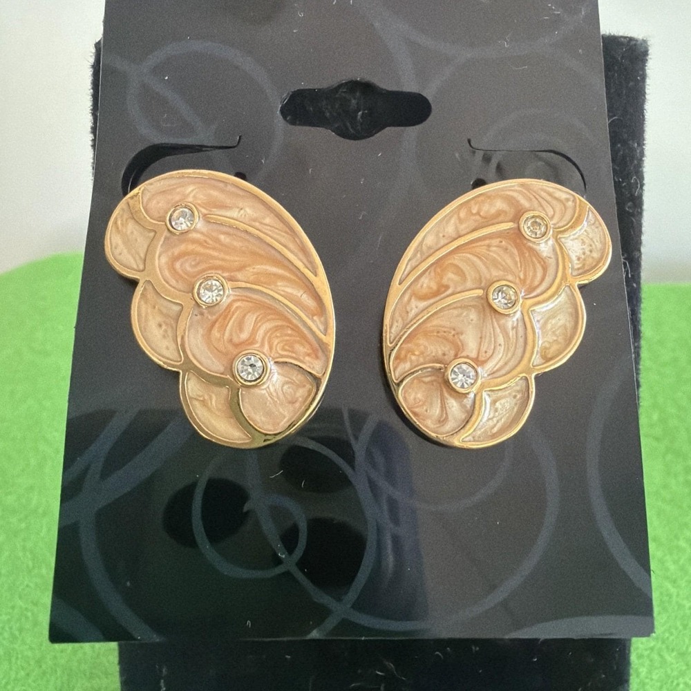 Kenneth Jay Lane for Avon Cream Pink Enamel Gold Tone Butterfly Earrings 12.7g